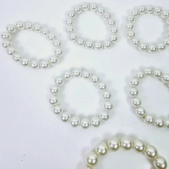 Set of 6 Large Rounded White Pearl Bracelets, Stretch PLUS Bonus Bracelet! - Picture 7 of 8
